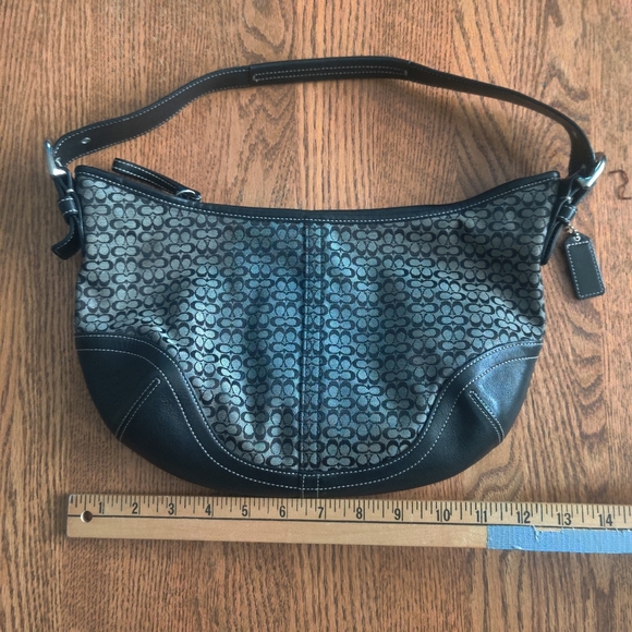 Coach Signature Buckle strap Purse - Picture 12 of 13